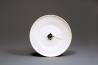 Hand-built glazed ceramic | 18 x 18 x 2 in. | Collection of the Ree & Jun Kaneko Foundation | Photo credit Dirk Bakker